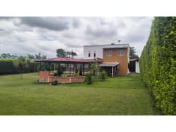 VENTA CASA CAMPESTRE ARMENIA VIA PUEBLO TAPAO Q. 3156194358-3207746921