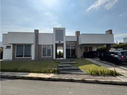 Venta Casa Campestre Sur Armenia Quindio. (COL) COD: 9859388