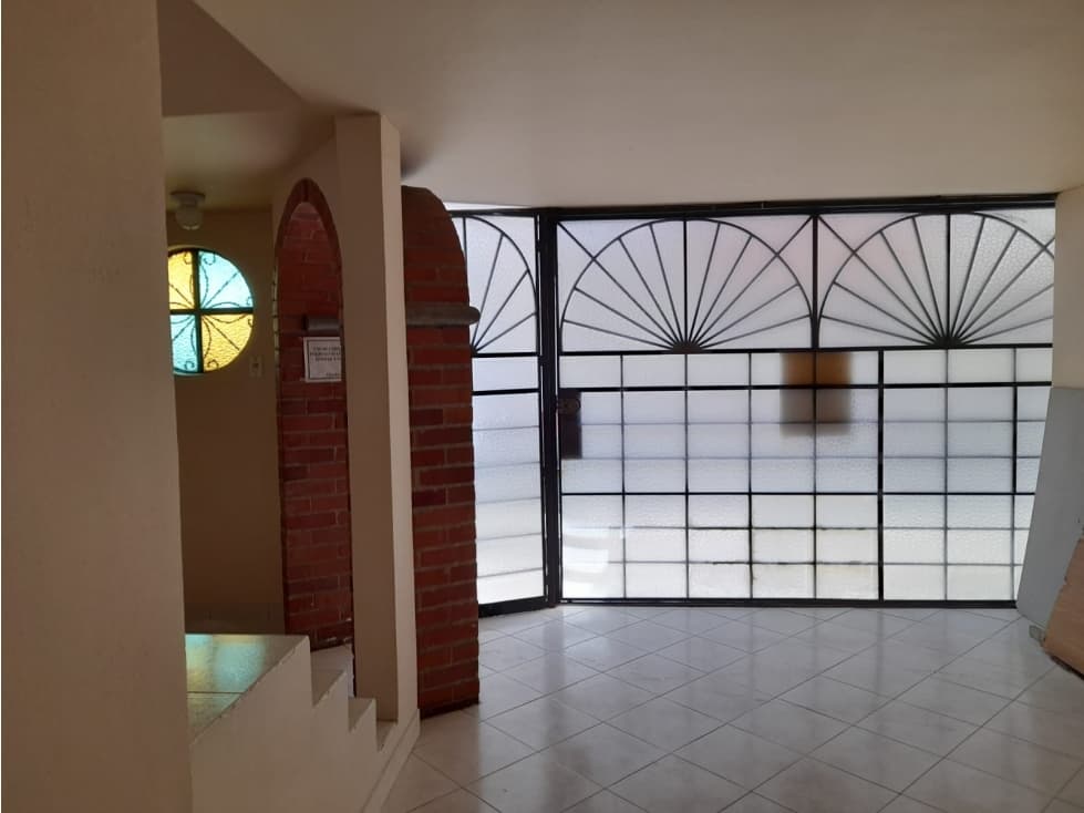 LUXA VENDE CASA BARRIO CATAY EN CONJUNTO — foto 1