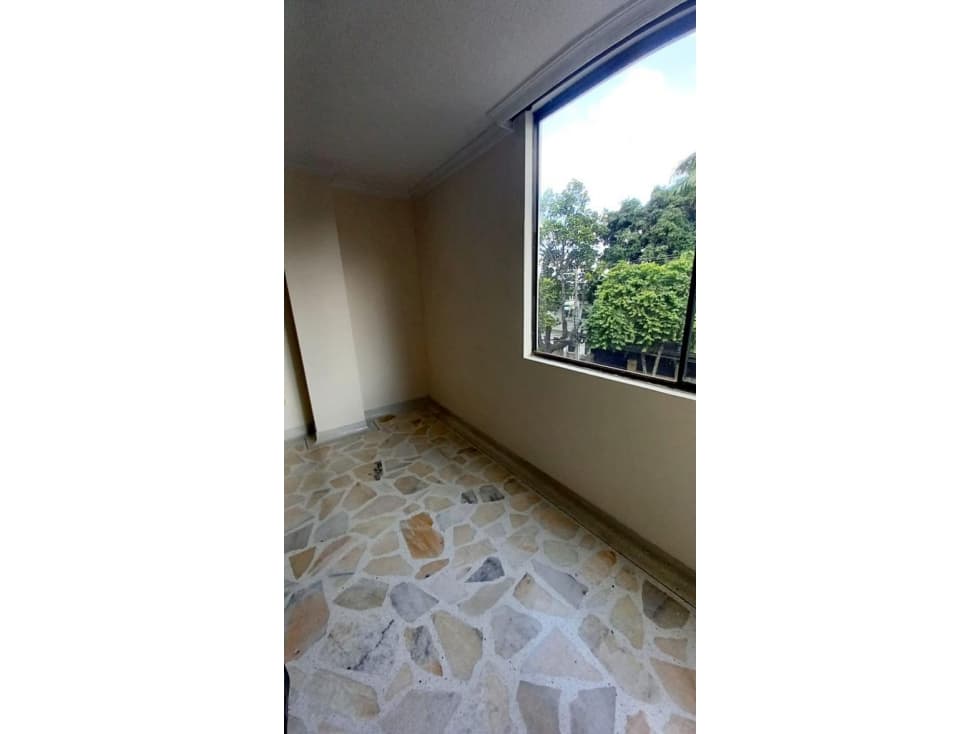 APTO EN SAN FERNANDO CERCA A CARULLA — foto 5