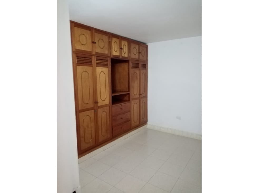 EDIFICIO DE 4 PISOS SALOMIA — foto 5