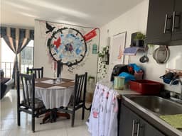 Casa multifamiliar Barrio Guillermo Leon Valencia Popular