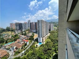 Apartamento moderno en venta en Envigado - El Chingüí