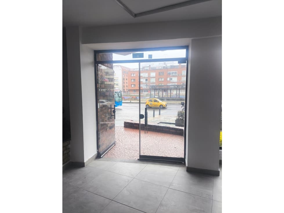 SE ARRIENDA -VENDE LOCAL SECTOR CALLE 100 — foto 3