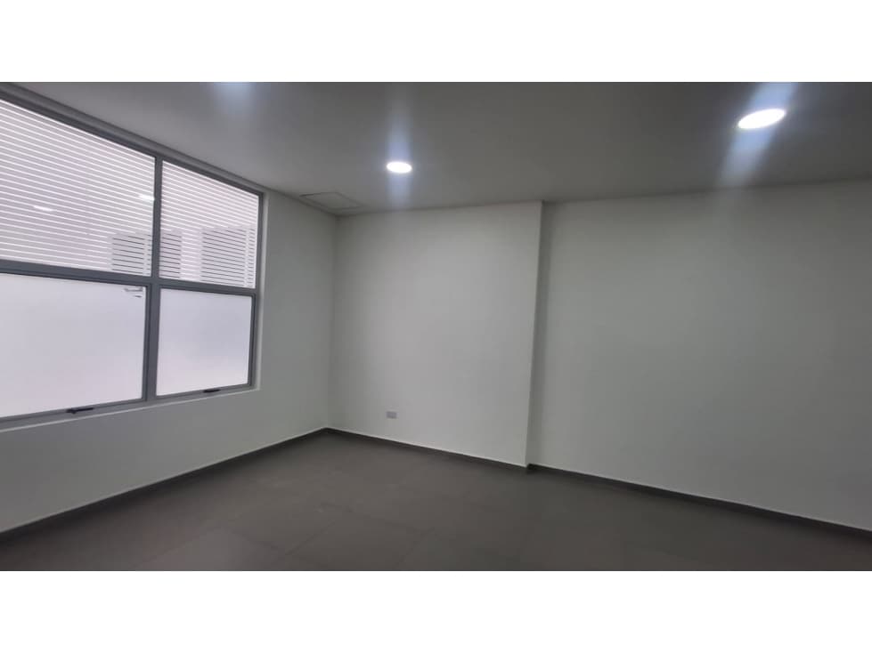 SE ARRIENDA CONSULTORIO SECTOR SANTA BARBARA CENTRAL — foto 6