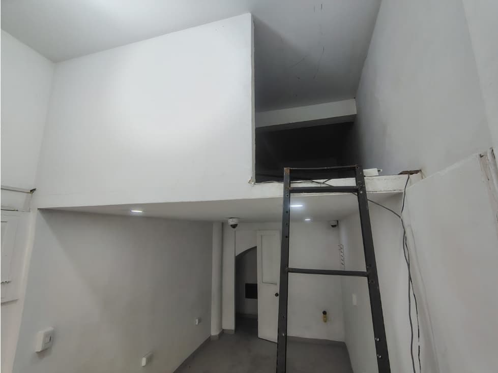 ALQUILO LOCAL SAN FERNANDO VIEJO — foto 4