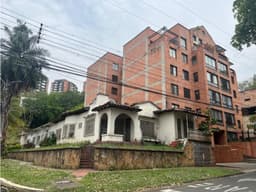 Vendo Casa-lote excelente ubicación esquinera San Fernando