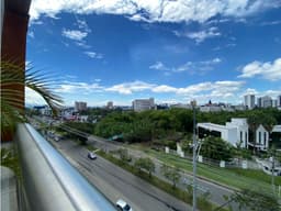 Aparta Estudio Amoblado en Venta Av. Centenario