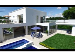 Venta de Casa Campestre cerca al Club Campestre de Armenia