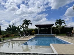 Se Vende Casa Campestre Amoblada en Pueblo Tapado