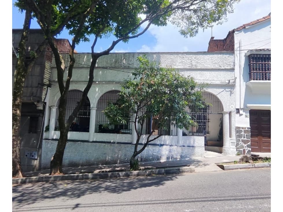 VENTA CASA LOTE, PRADO CENTRO, MEDELLÍN — foto 1