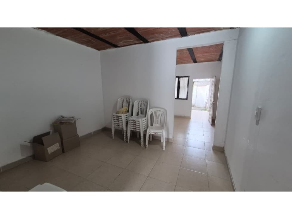 VENTA DE CASA (103MT2) EN FLORIDA SOBRE VIA PRINCIPAL — foto 2