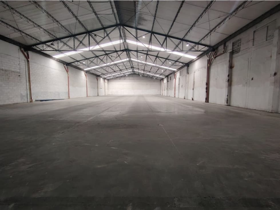 Venta bodega Itagüí excelente sector — foto 1