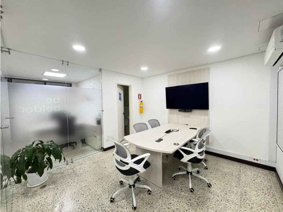 VENDO OFICINA - EXITO DE COLOMBIA — foto 6