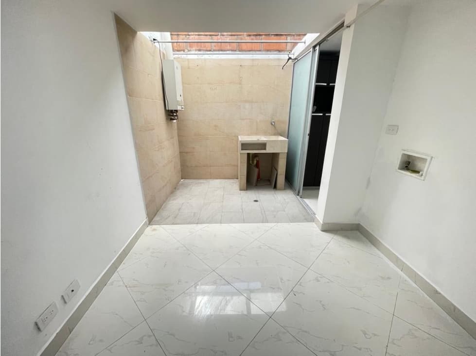 Casa en Arriendo El Dorado Envigado — foto 3