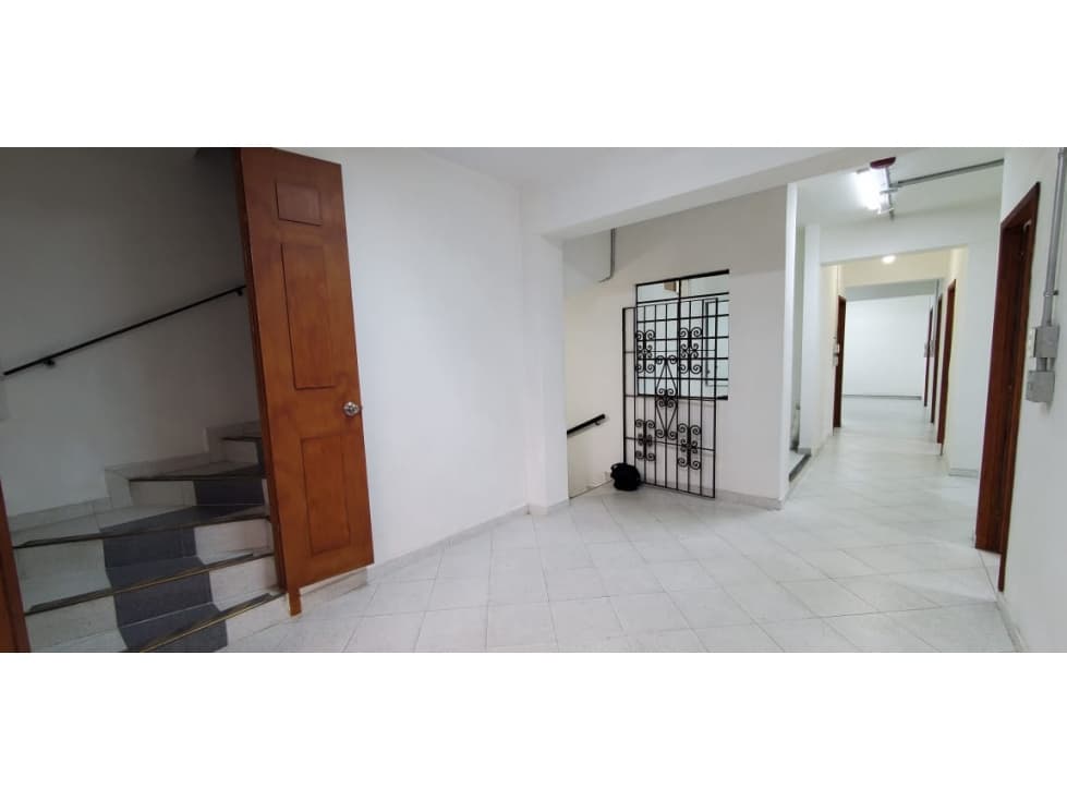 LOCAL COMERCIAL DUPLEX EN ARRIENDO, ENVIGADO, ZONA CENTRO P2 — foto 1