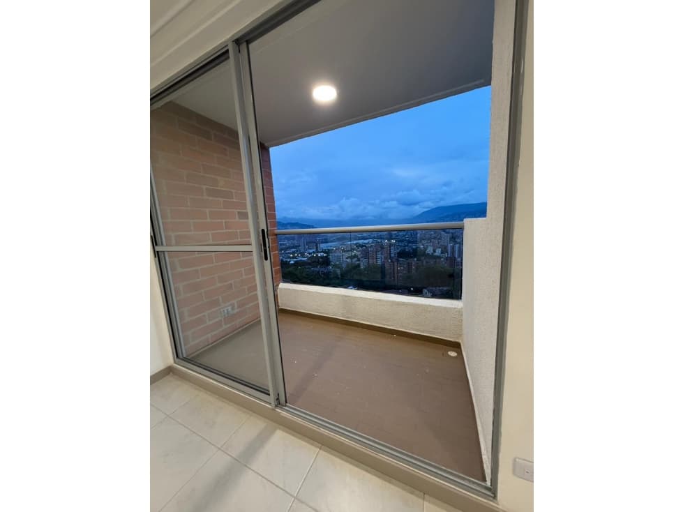 Se VENDE APARTAMENTO en ENVIGADO sector LA CUENCA. — foto 2
