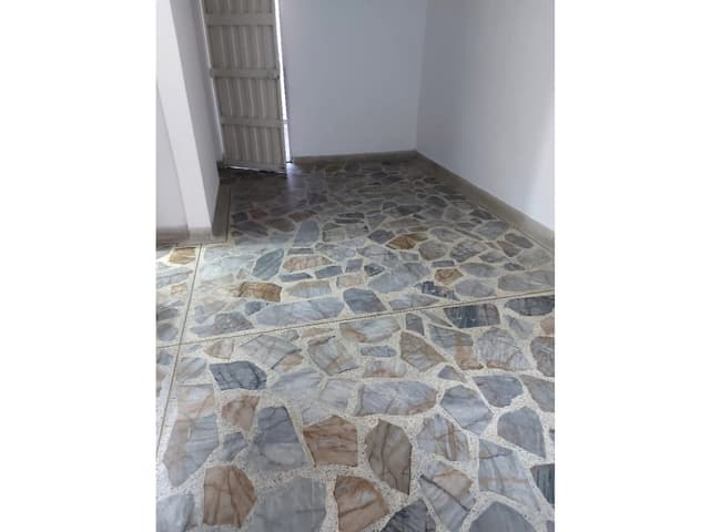 Se ARRIENDA APARTAMENTO en ROBLEDO, MEDELLÍN Sector LA POLA.