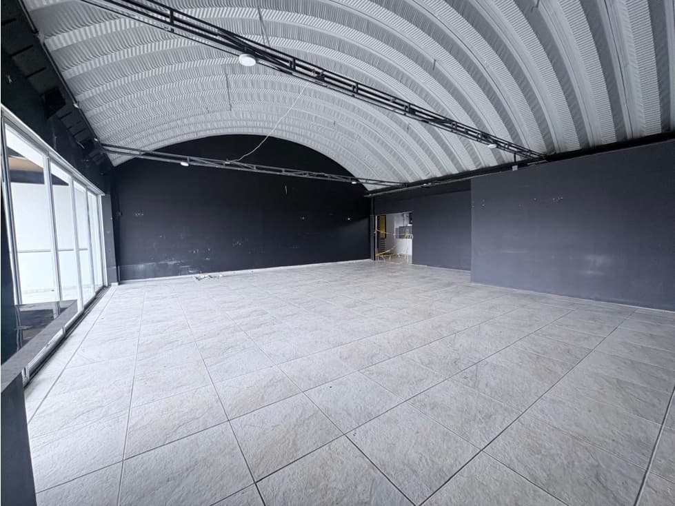 Local comercial en venta/ arriendo sector Avenida Centenario — foto 3