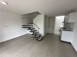 Casa en conjunto cerrado en venta sector Colegio San Luis