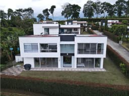 Casa de campo en venta ubicada via El Caimo con vista a la cordillera