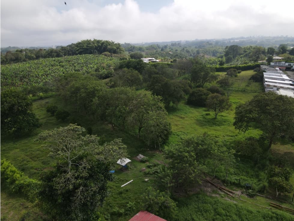 Lote con casa en venta via al Caimo — foto 5
