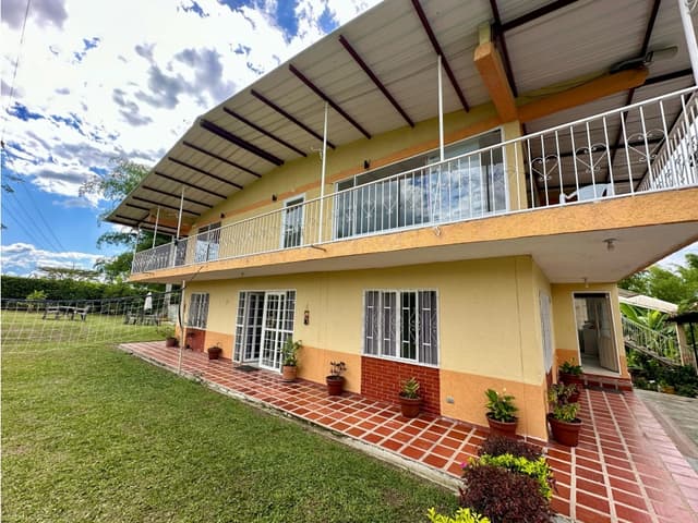 Casa en arriendo 1er piso - sector Vía Tebaida Murillo
