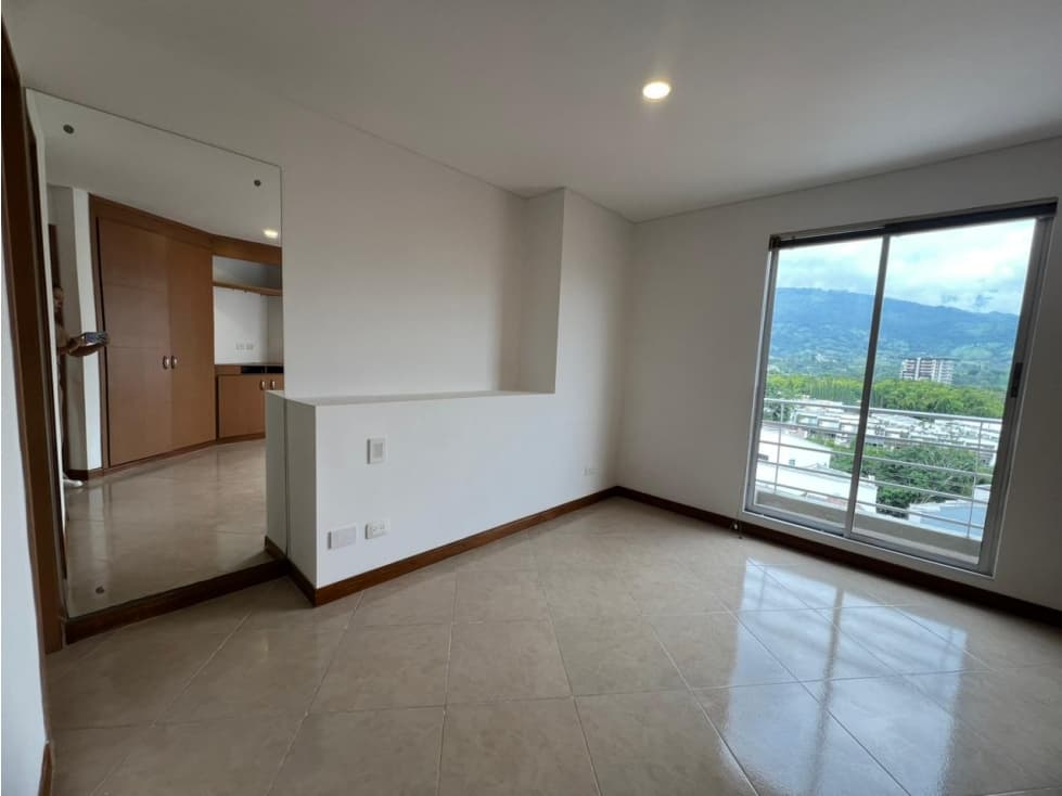 Apartamento en arriendo sector Fundadores — foto 4