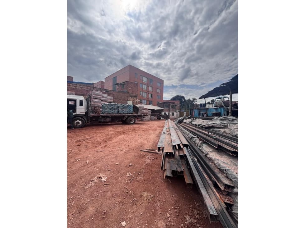 VENTA LOTE BRAVO PAEZ — foto 4