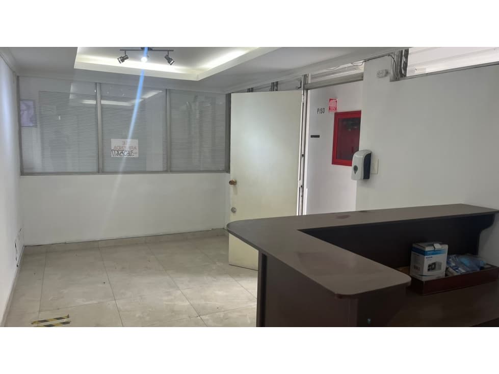 En Alquiler Consultorio 2 Espacios En Versalles, Cali — foto 4