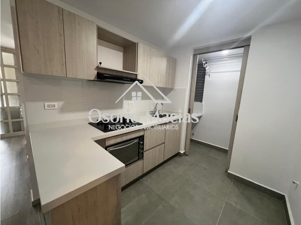 Venta de apartaestudio en Av. Alberto Mendoza — foto 1