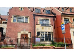 Venta Casa tipo Inglés Oficinas en La Merced Bogotá