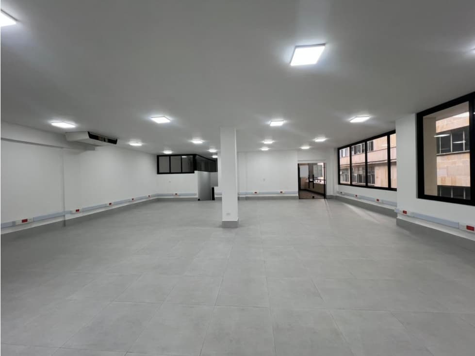 OFICINA EN EDIFICIO UBICADA EN EL CENTRO DE PEREIRA — foto 3