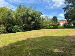 Lote en condominio, gran oportunidad!