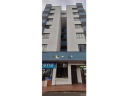Se vende apartamento en Pereira centro con ascensor y parqueadero