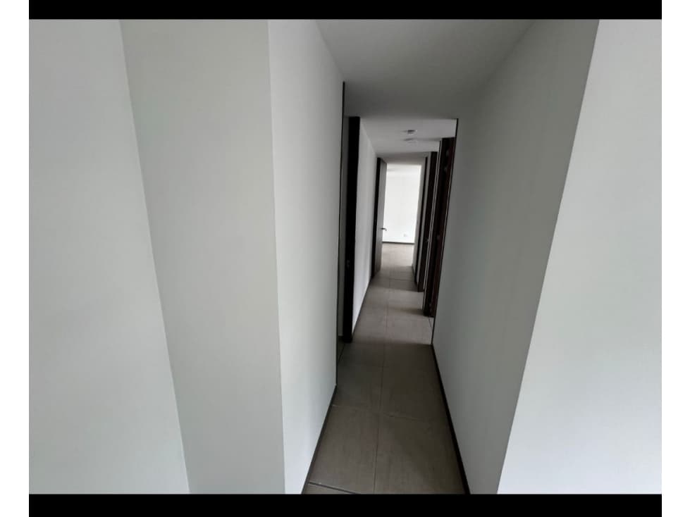 SE VENDE HERMOSO APARTAMENTO EN DOSQUEBRADAS — foto 1