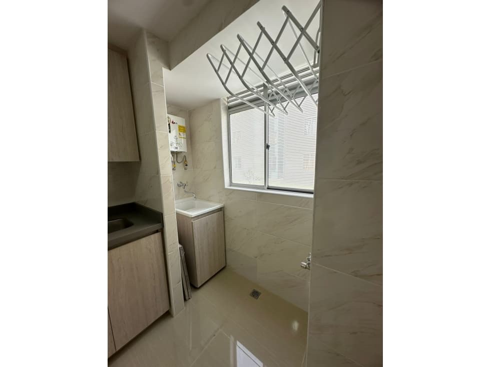 SE VENDE HERMOSO APARTAMENTO EN DOSQUEBRADAS — foto 2