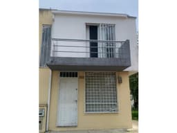 Se Vende Casa Esquinera De 3 Pisos En Montebonito Dosq
