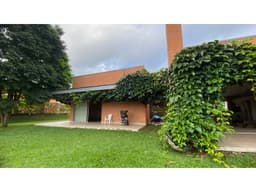 SE VENDE CASA CAMPESTRE EN EL PUEBLITO CAFETERO