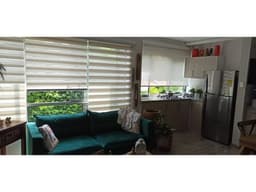 SE VENDE HERMOSO APARTAMENTO REMODELADO EN LOS ALPES