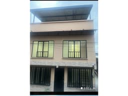 EN VENTA CASA DUPLEX EN EL PARQUE INDUSTRIAL