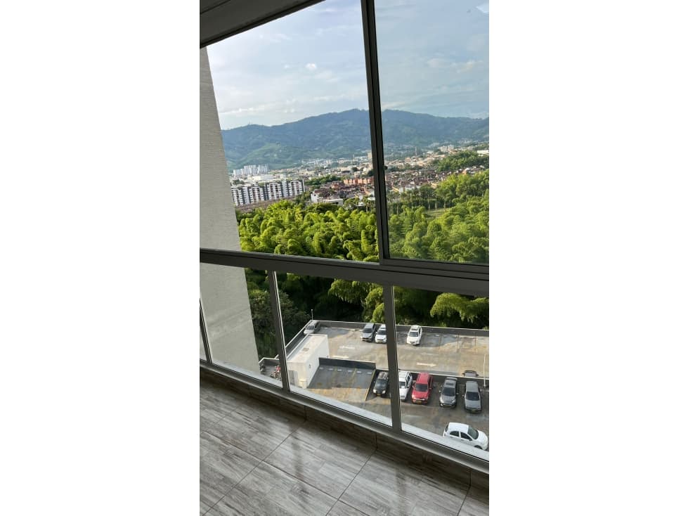 SE VENDE APARTAMENTO CERCA A LA PRADERA — foto 4