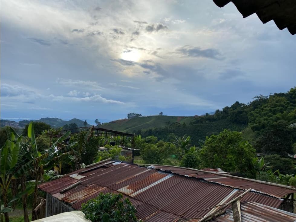 SE VENDE CASA CAMPESTRE CERCA A LA FLORIDA — foto 3