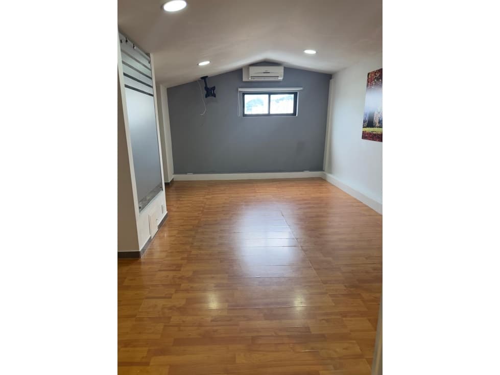 SE VENDE PENTHOUSE DE DOS NIVELES EN CENTENARIO — foto 5