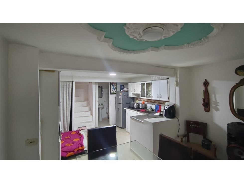 SE VENDE HERMOSA CASA DE 3 NIVELES DOSQUEBRADAS — foto 2