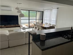 SE VENDE APARTAMENTO EN CERRITOS