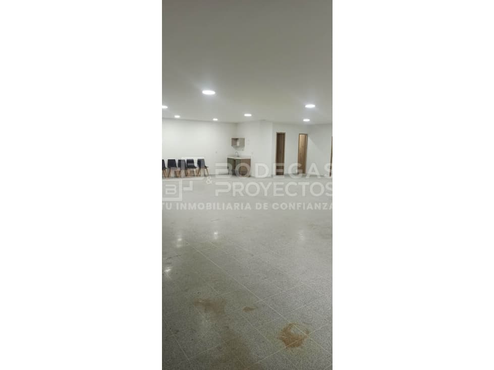 ARRIENDO LOCAL EN ITAGUI — foto 2