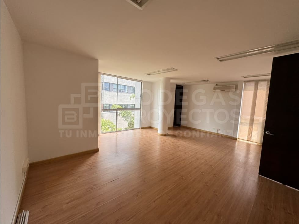 OFICINA DISPONIBLE PARA ARRIENDO — foto 6