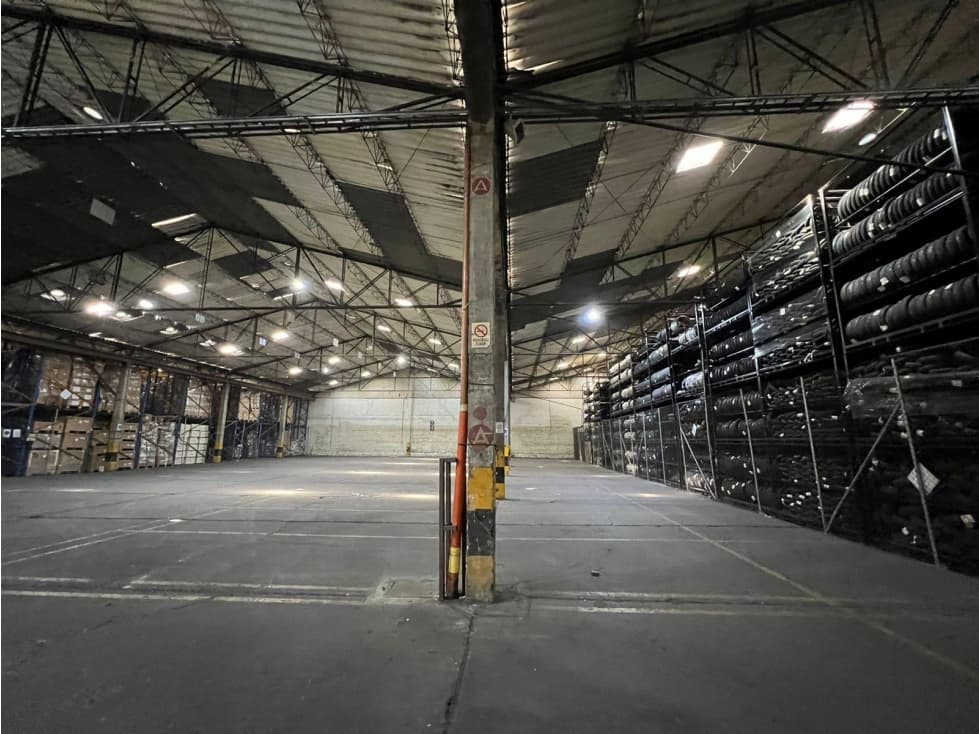 BODEGA DISPONIBLE PARA LA VENTA EN ITAGUI. — foto 4