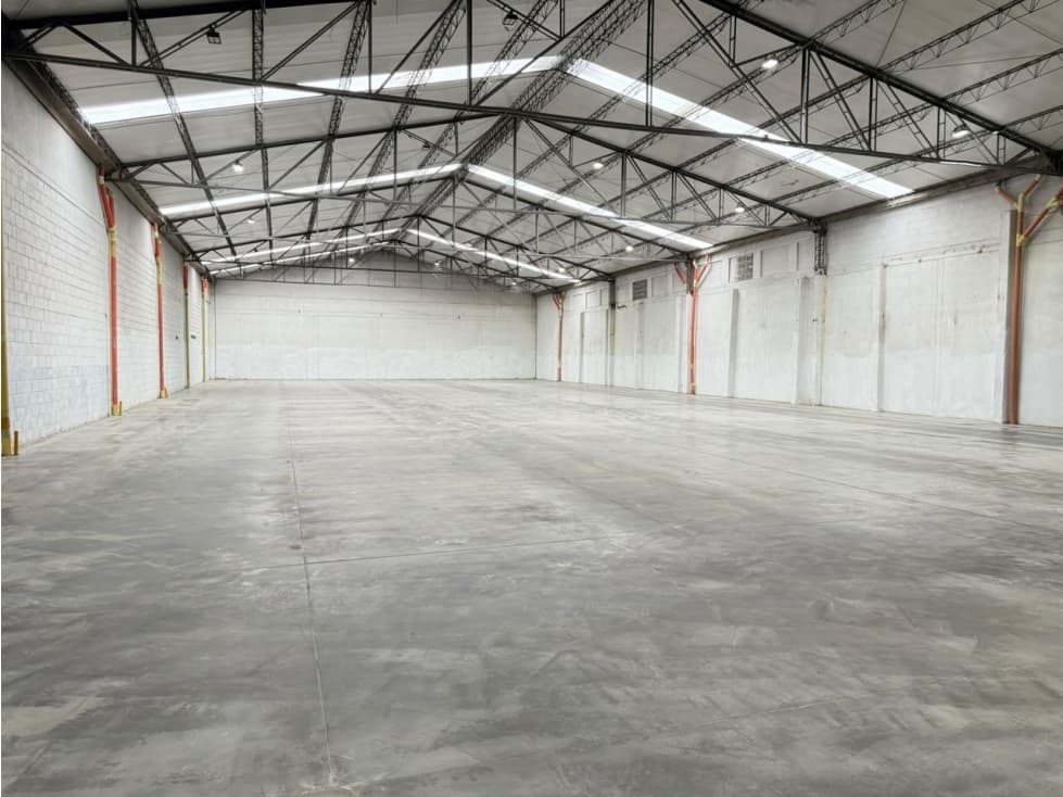 BODEGA DISPONIBLE PARA LA VENTA EN ITAGÜÍ — foto 6